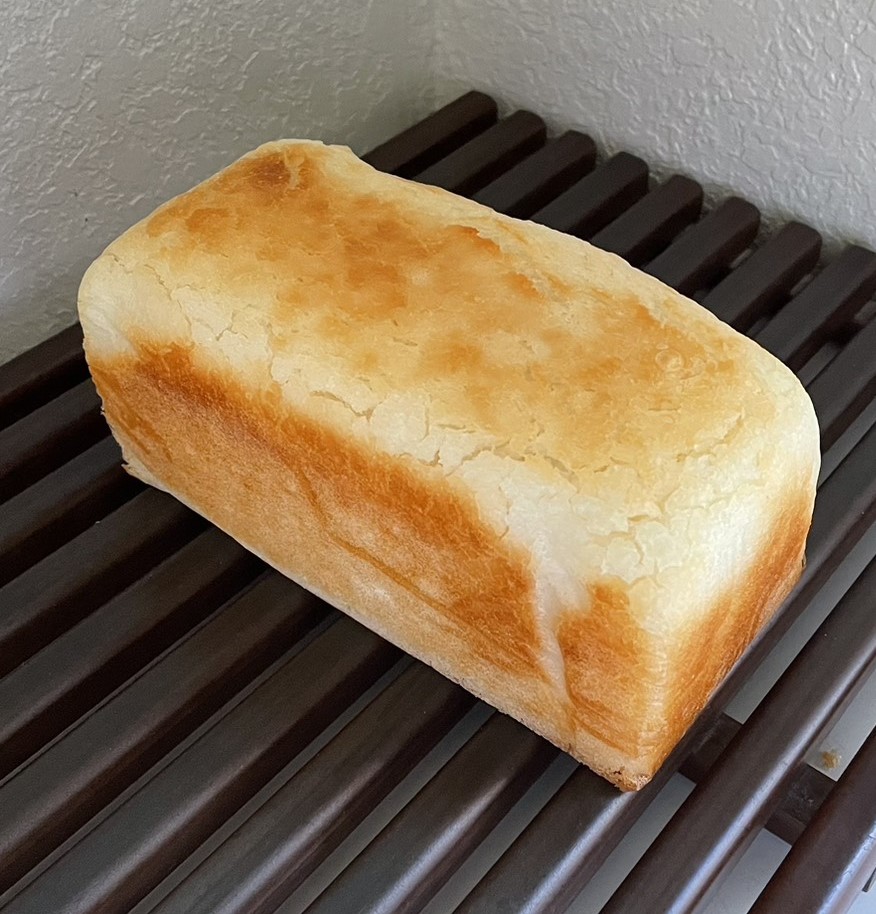 8月の新商品
「お米食パン」